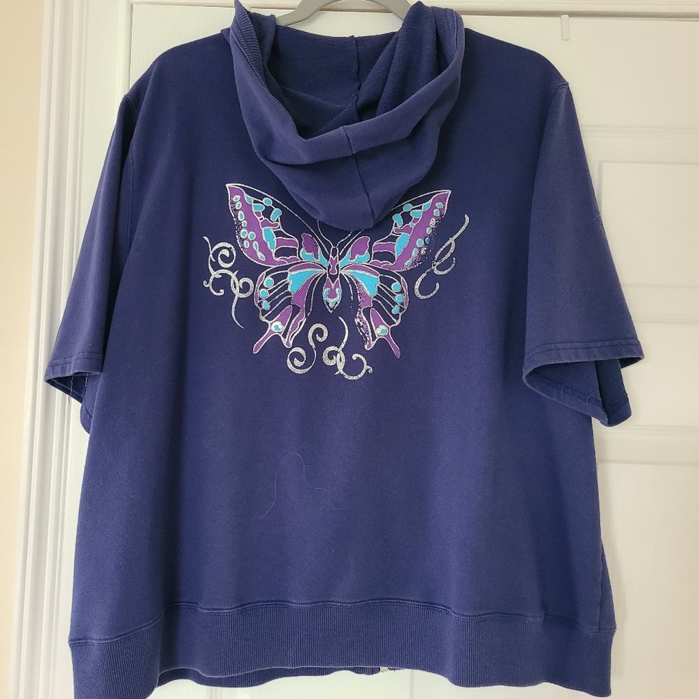 Short sleeve jacket with pockets